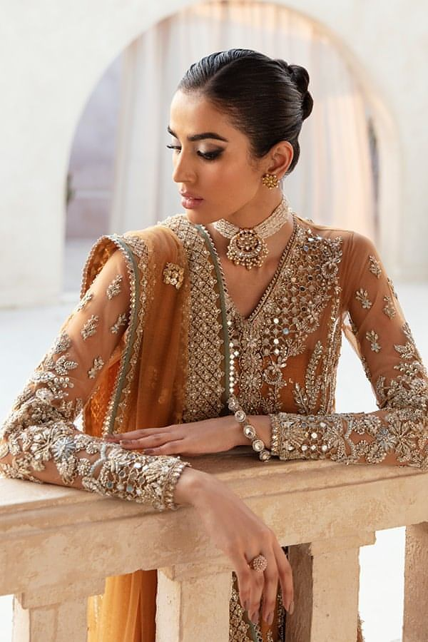 Soraya Un Stitched Collection 25 - Naira - Image 3