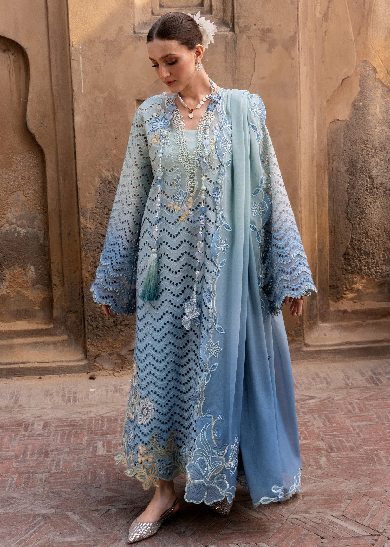 CRIMSON LUXURY LAWN UN STITCHED COLLECTION 26 - OMBRE LOVE D-8A - Image 5