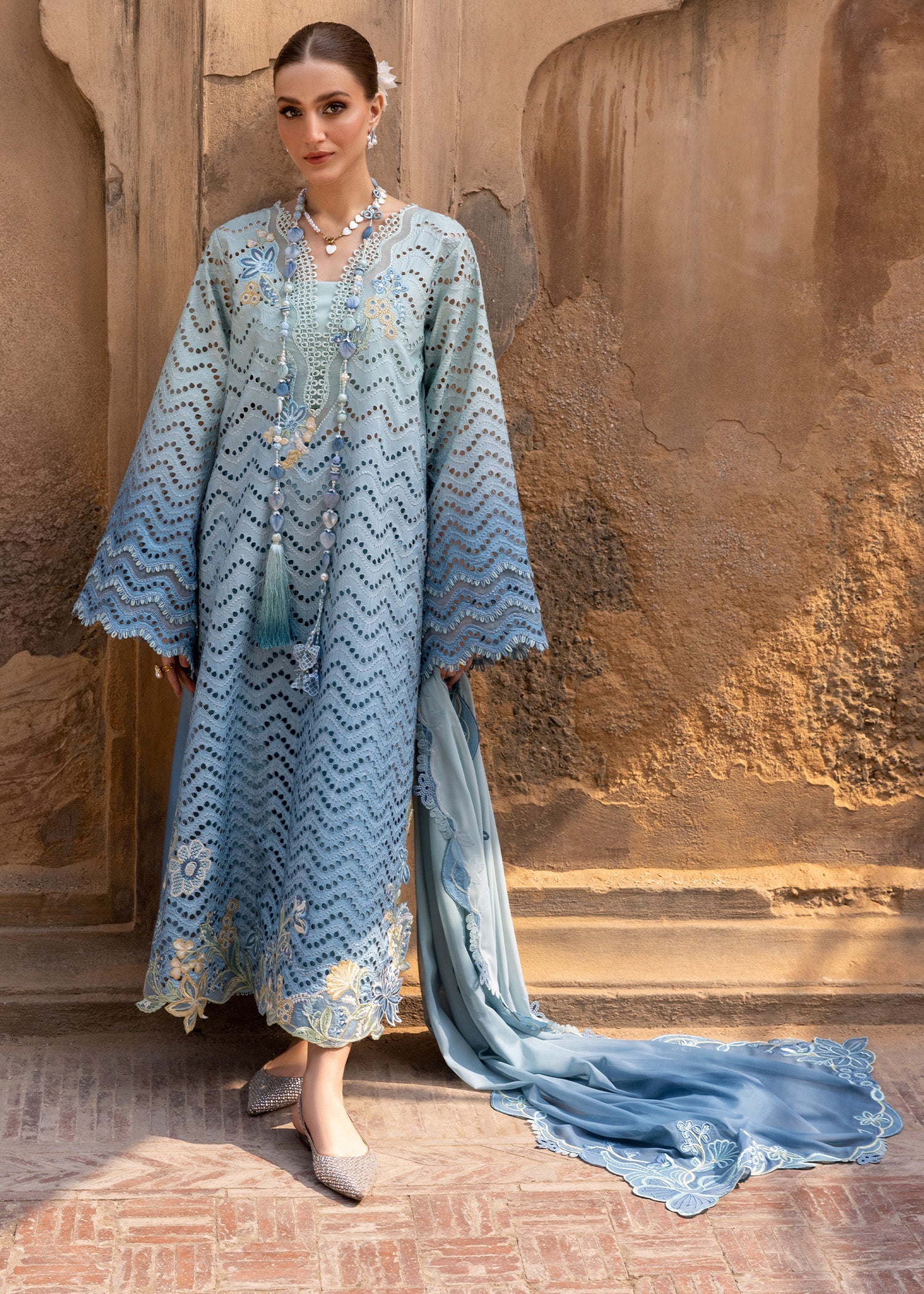 CRIMSON LUXURY LAWN UN STITCHED COLLECTION 26 - OMBRE LOVE D-8A - Image 3