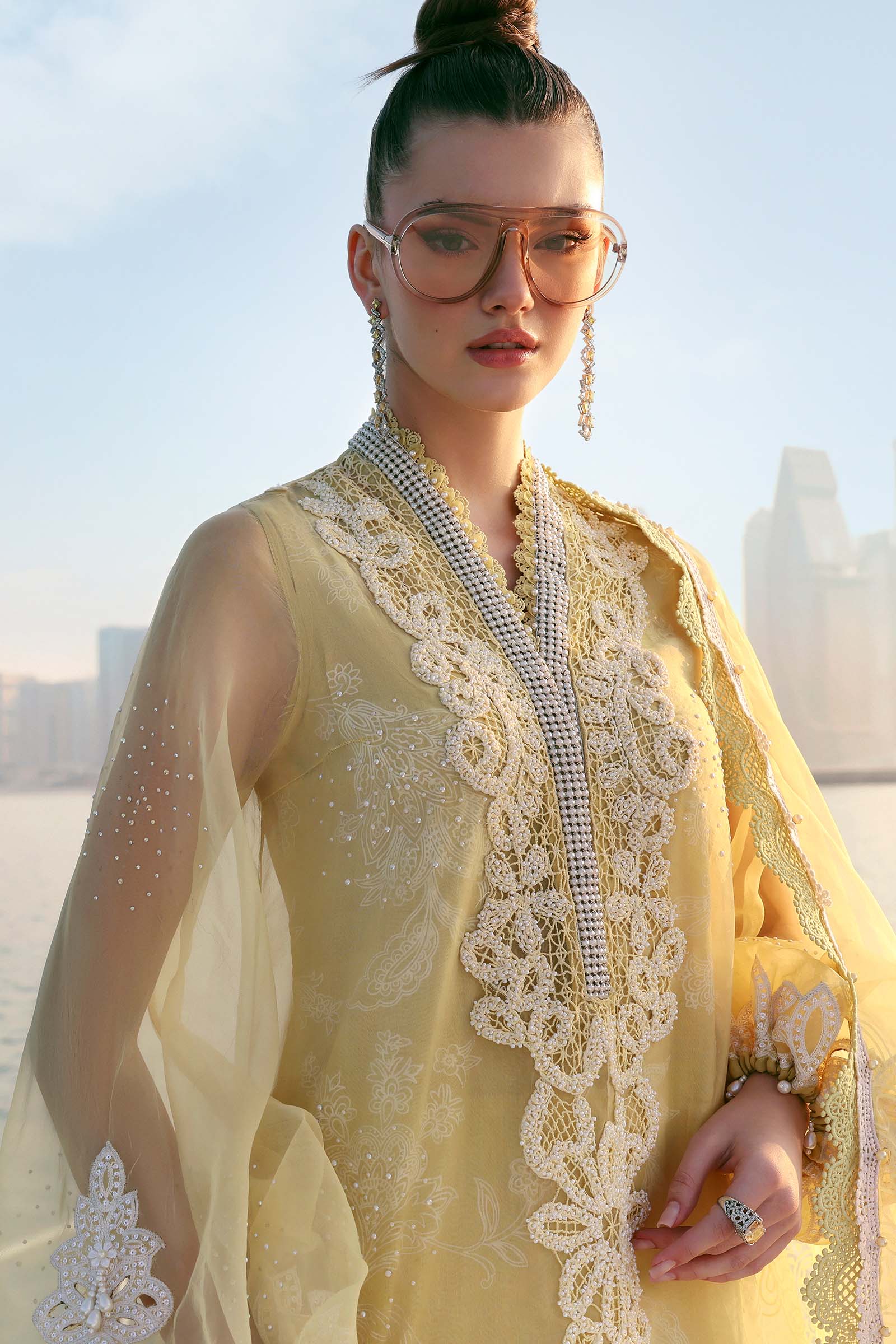 MARIA B LUXURY LAWN UN STITCHED COLLECTION 26 - D-2604-A - Image 2